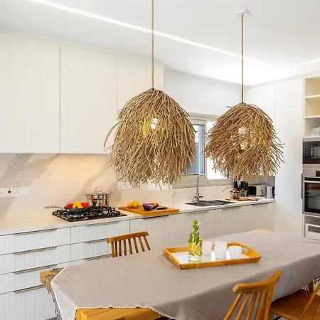 Rose By The Sea * Protaras