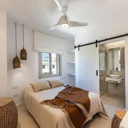 Rose By The Sea * Protarász