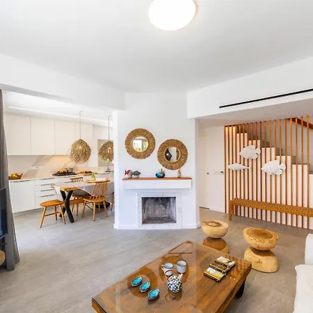 Rose By The Sea * Protarász