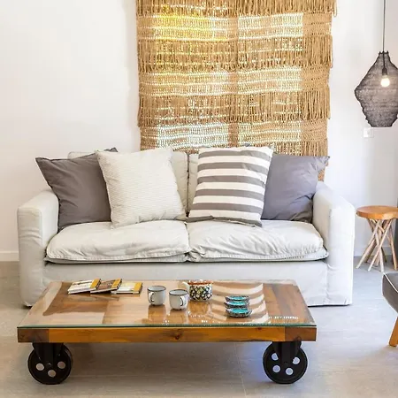 Вилла Rose By The Sea