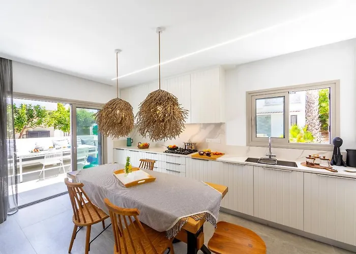 Villa Rose By The Sea Protaras